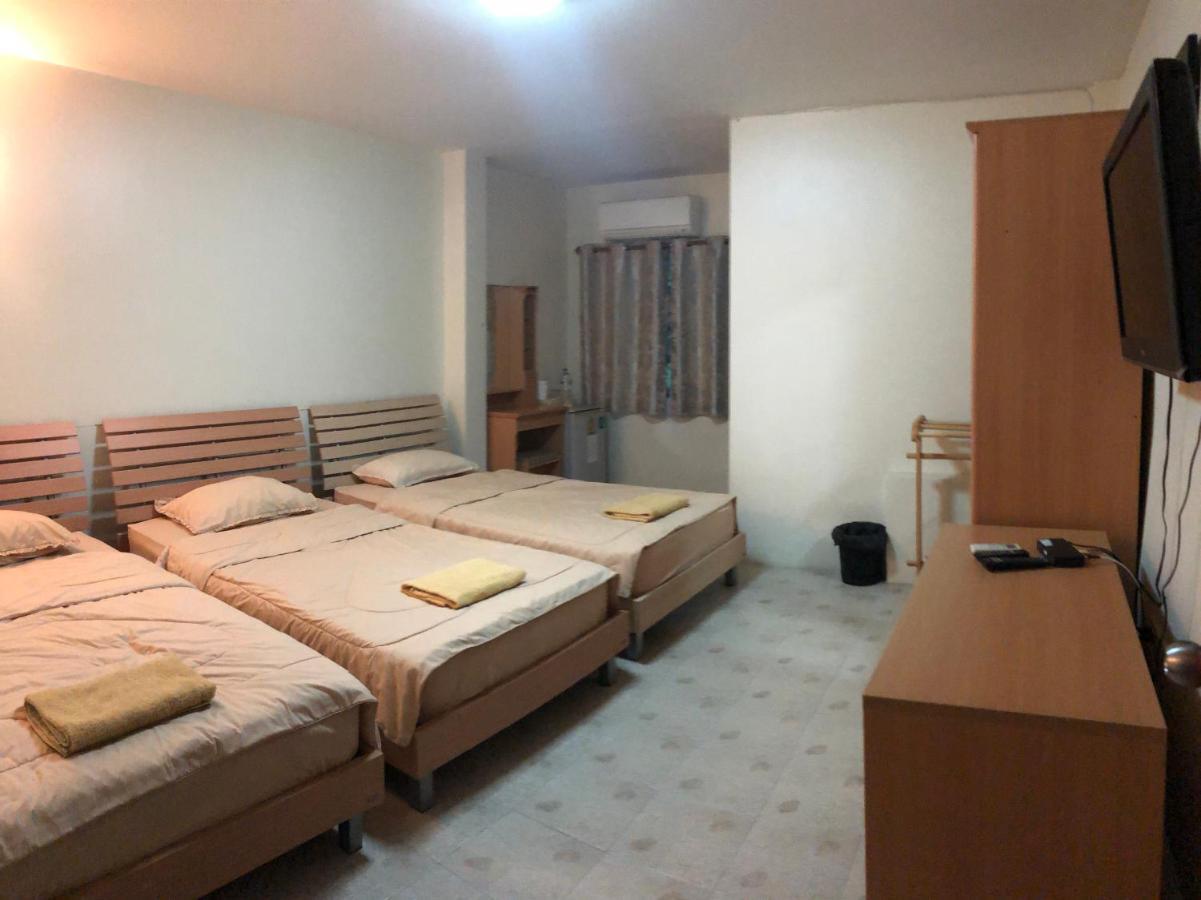 Tk Guesthouse Petchaburi Esterno foto