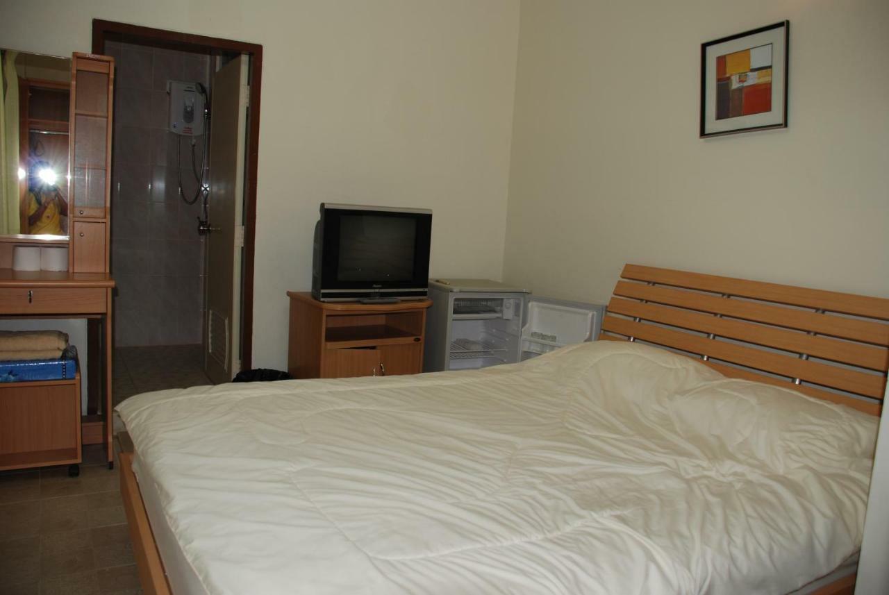 Tk Guesthouse Petchaburi Esterno foto